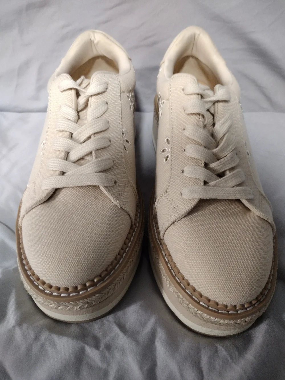 Dolce Vita Cream Platform Lace-Up Sneakers 6.5 Canvas